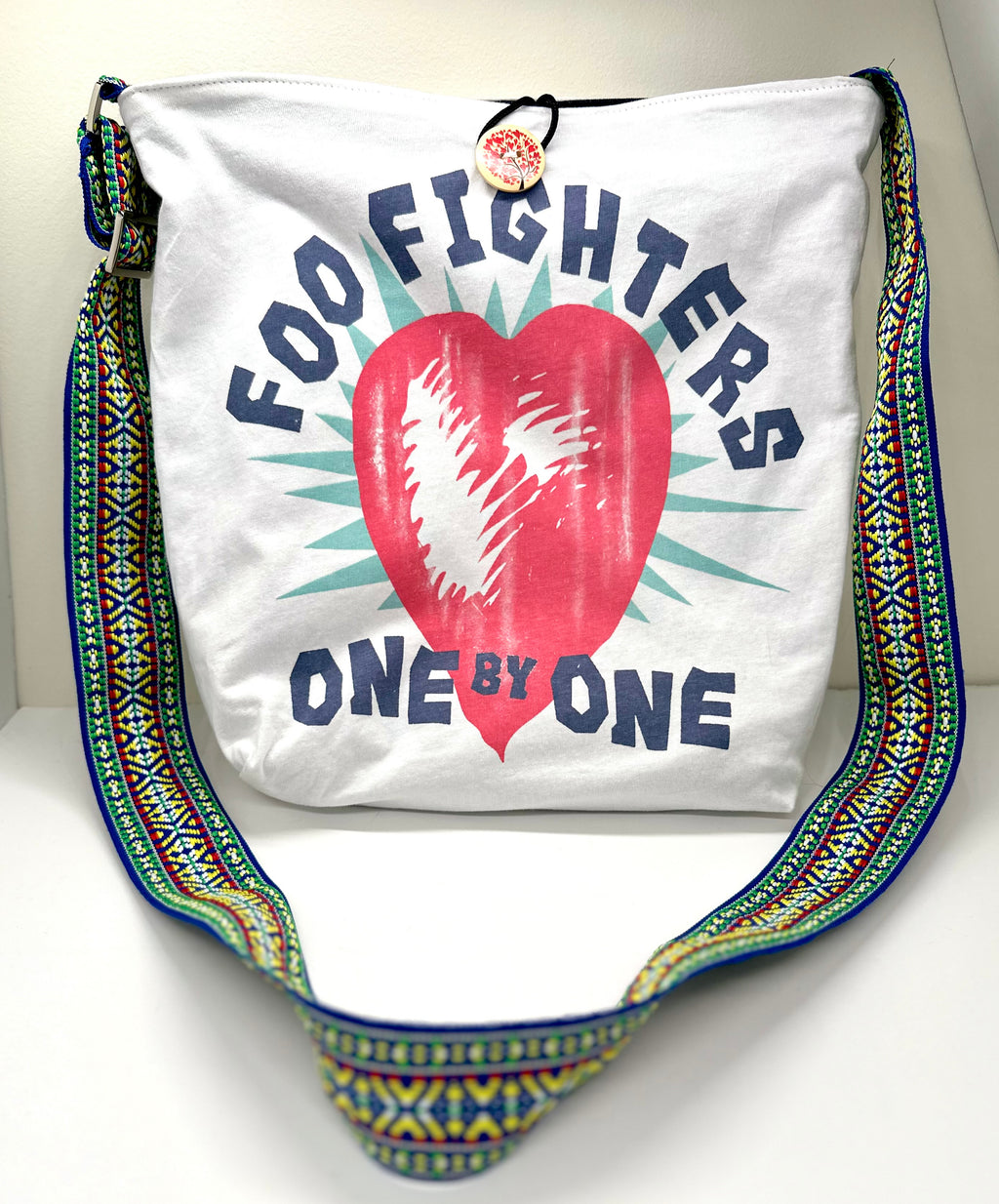 #0000 - Foo Fighters Messenger Bag