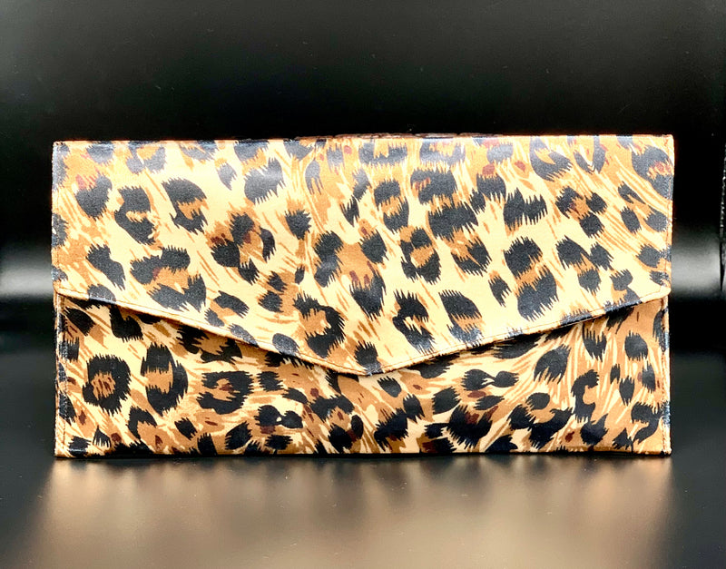 Leopard print 2025 envelope clutch